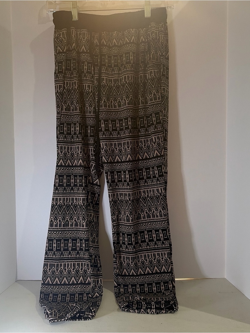 Finesse Black & White Wide Leg Printed Pants